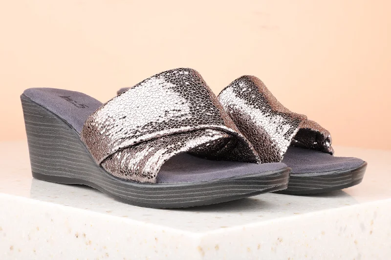 Women Pewter Embellished Wedge Sandals